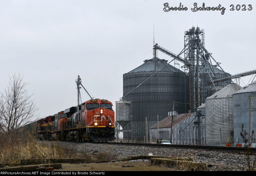 CN 2343